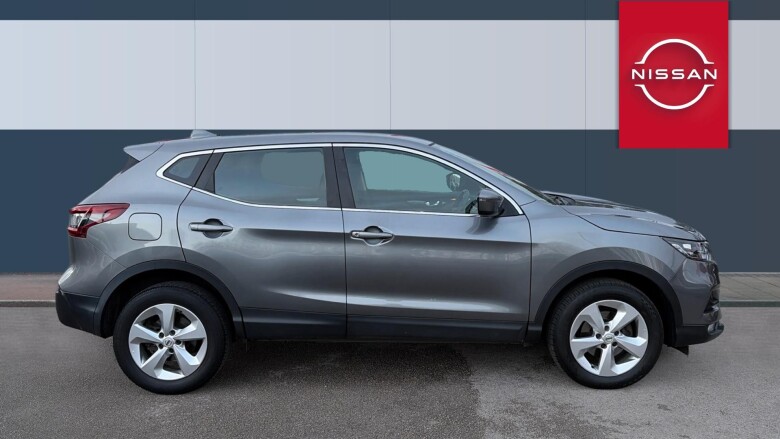Nissan Qashqai 1.3 DiG-T Acenta Premium 5dr Petrol Hatchback
